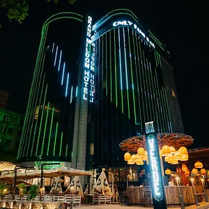 احجز هنا