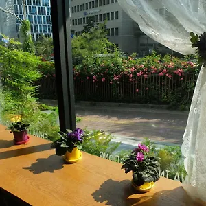 Ehwa In Myeongdong ** Seul