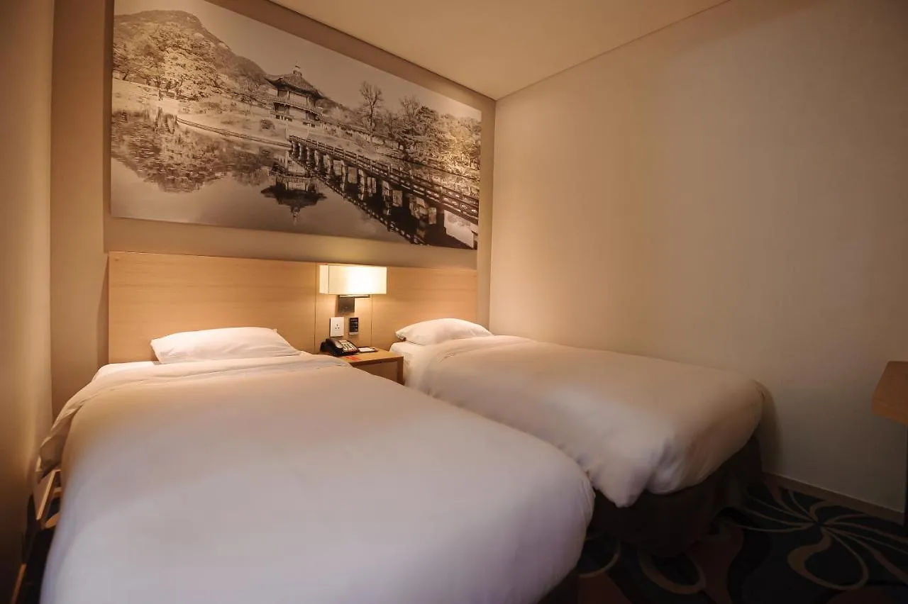 Hotel Travelodge Myeongdong Euljiro Seoul