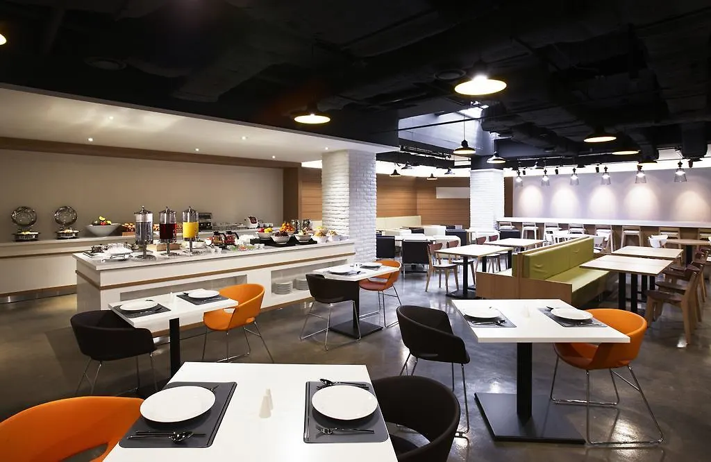 Travelodge Myeongdong Euljiro Seoul 4*,  South Korea